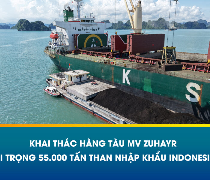 MV ZUHAYR đang khai thác 50.000 tấn than Indonesia tại khu neo Cẩm Phả